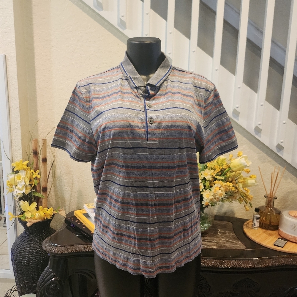 Hugo Boss t-shirt size M